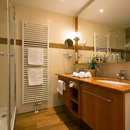 Hotel Albhotel Malakoff - House Of Nature 3*