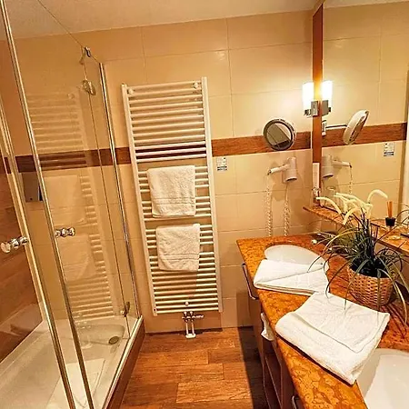 Albhotel Malakoff - House Of Nature Hotel